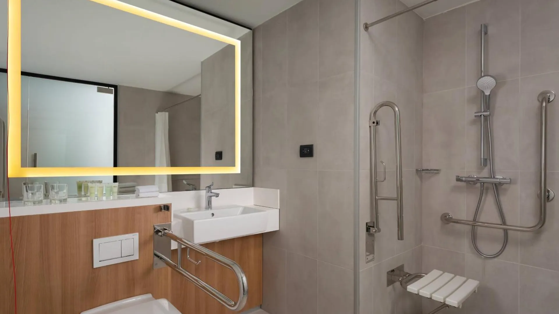 Hotel Courtyard By Marriott Bucharest Floreasca